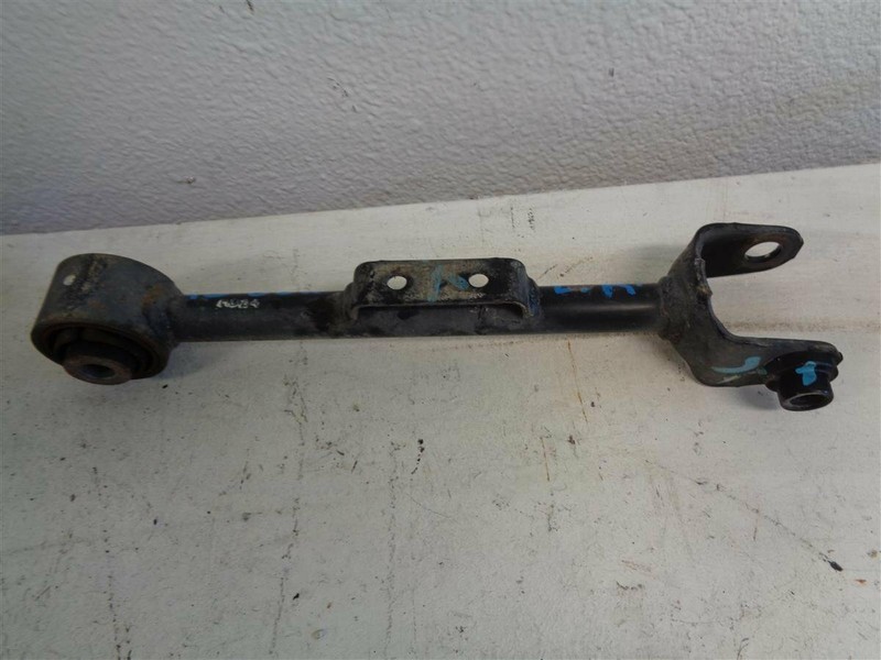 02 03 04 05 06 Honda Cr-V Rear Left Driver Upper Control Arm 52400-S9a-A11 Oem