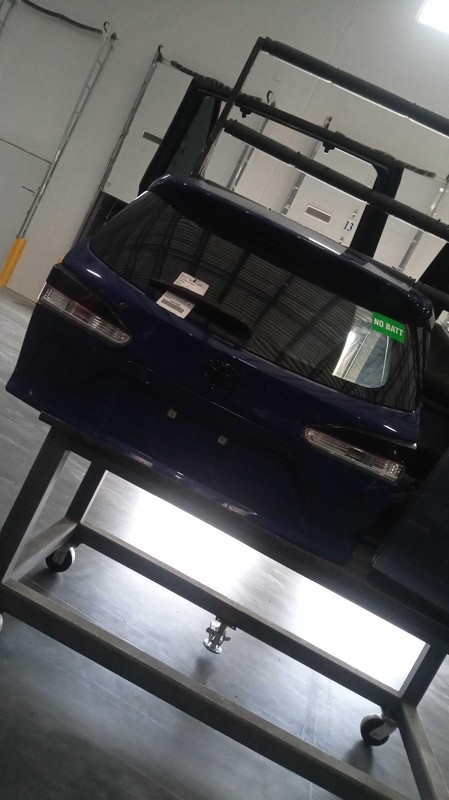 Used Deck Lid fits: 2022 Toyota Corolla cross w/privacy tint glass incandescent