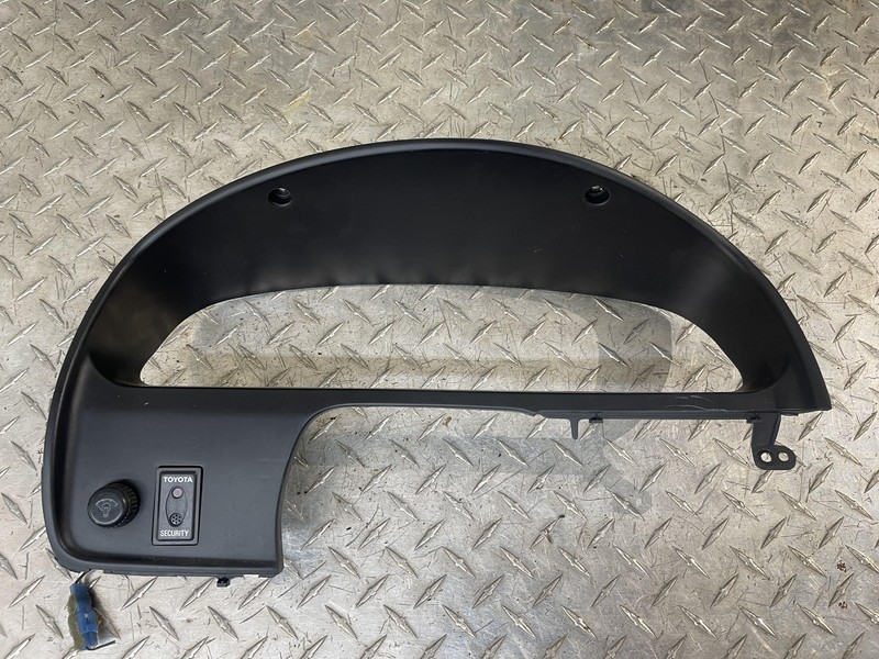 1999-2000 Toyota 4runner 4 runner Speedometer Bezel Tested .