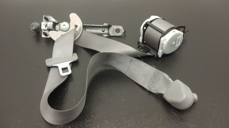 06-12 Kia Sedona 2ND Row Right Passenger Belt Retractor Gray OEM 89820-4D500-KS