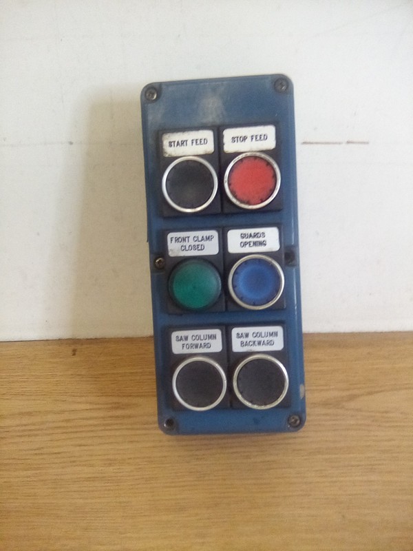 6 Pushbutton Control Station 7-1/2"L X 3"W X 3"D