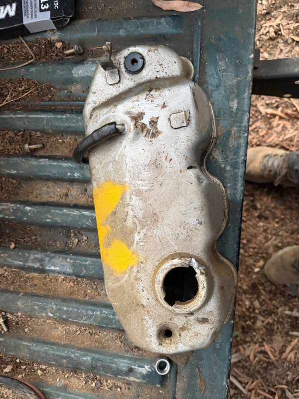 91-99 3000GT Stealth RAIDER D50 DIAMANTE MONTERO OEM SOHC FRONT LHVALVE COVER