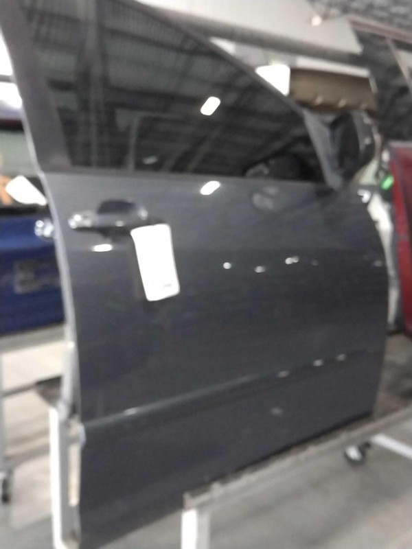 2006 Toyota Sienna Right Door Grey Used OEM 4DR Van, 165k Miles, Warranty