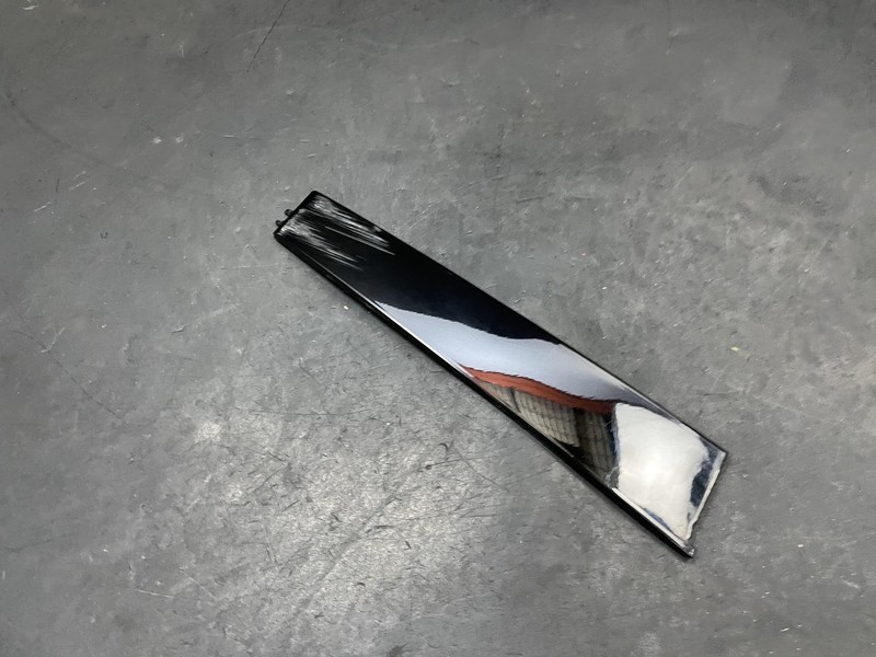 Rear Left Door Window Front Side Molding 2018 Acura MDX 72970-TZ5-A11 14 - 20 X