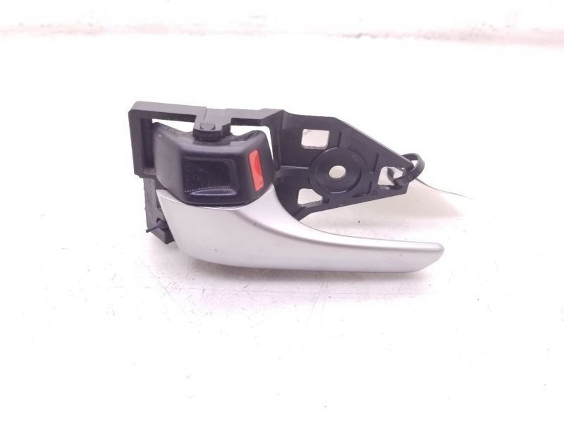 10-18 TOYOTA PRIUS DRIVER SIDE FRONT (INTERIOR) DOOR HANDLE