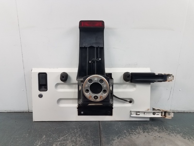 2006 Jeep Wrangler TJ Rubicon 4x4 Tailgate Panel / Spare Tire Mount #0921 Q7