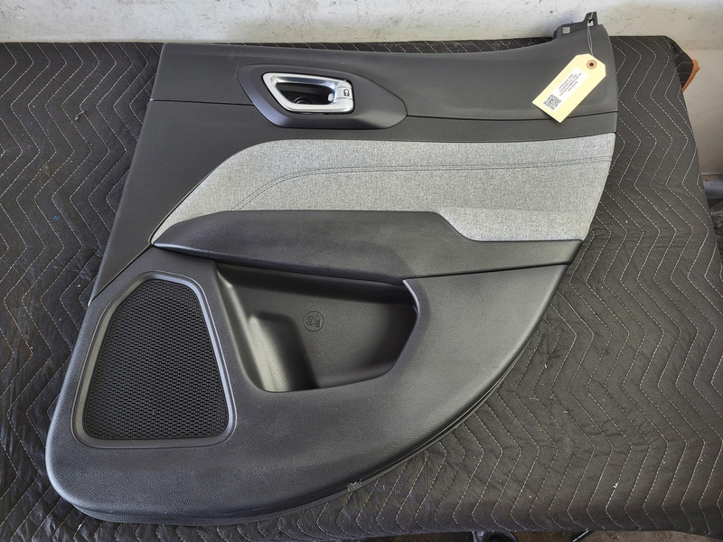 Used Oem Jeep Rear Right Passenger Door Trim Panel for 2022 Compass 2.4L 2WD