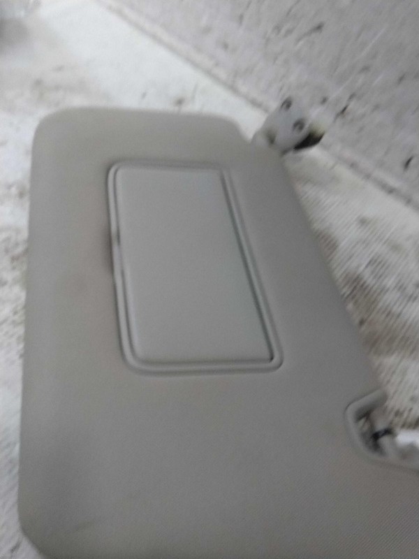 2015 Nissan Rogue Silver Used Sun Visor OEM 523270 94000 Miles