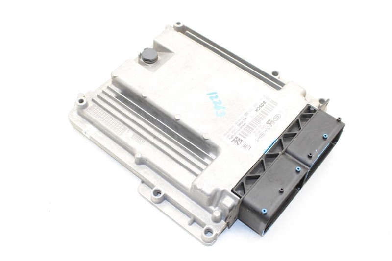2017 Jaguar F-PACE Engine Control Module ECU ECM CPLA12B684YE
