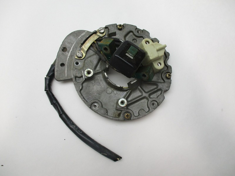 0391225 Evinrude Johnson 6-60 Hp Outboard Ignition Plate & Sleeve 1978-83