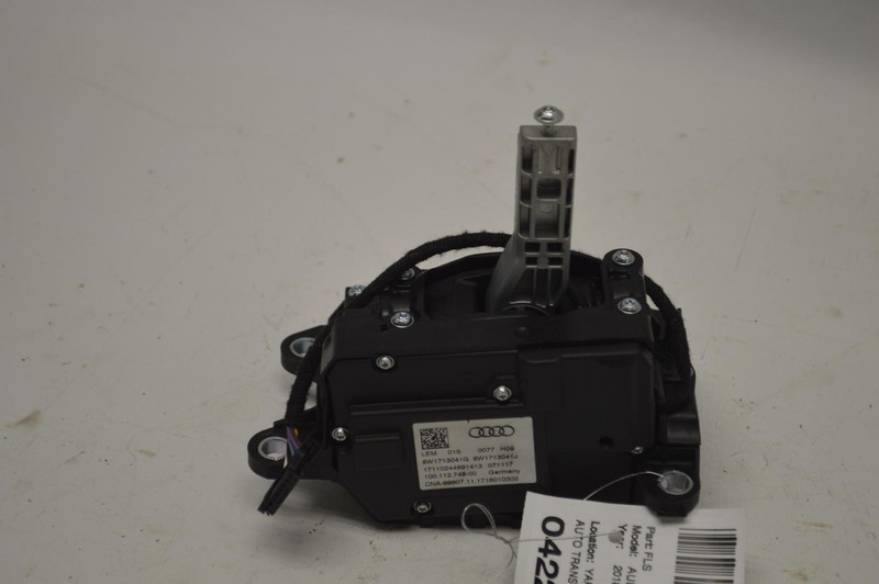 2017-2019 AUDI A4 2.0L QUATTRO B9 A/T AUTOMATIC TRANSMISSION GEAR SHIFTER OEM