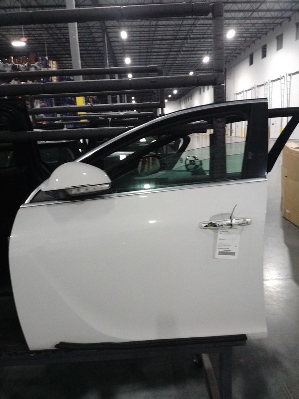 2014 Buick Regal Left Front Door White OEM 4DR SED 99K Miles Used Part
