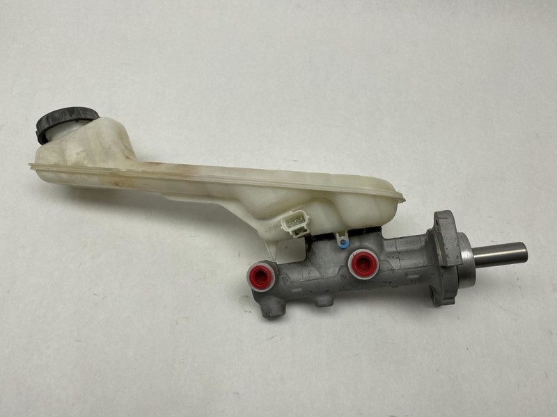 Brake Master Cylinder CT4Z-2140-A Fits 2007-2010 Ford Edge 86251
