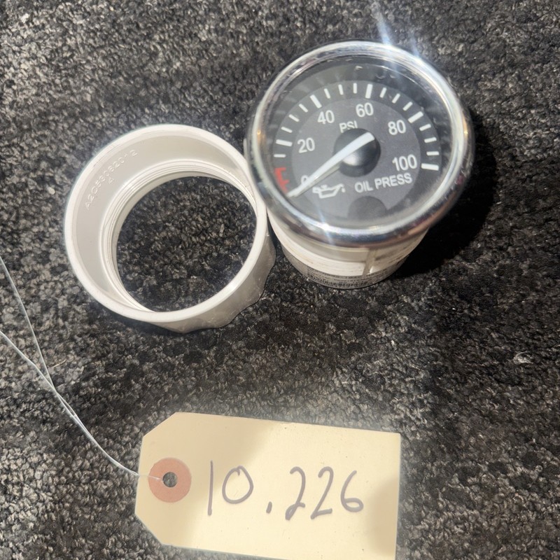 PETERBILT 587 ENGINE OIL PRESSURE CLUSTER GAUGE Q43-6002-104C