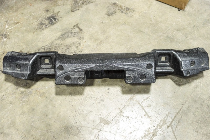 97-04 Corvette C5 Front Bumper Inner Impact Absorber Styrofoam OEM 10403040 USED