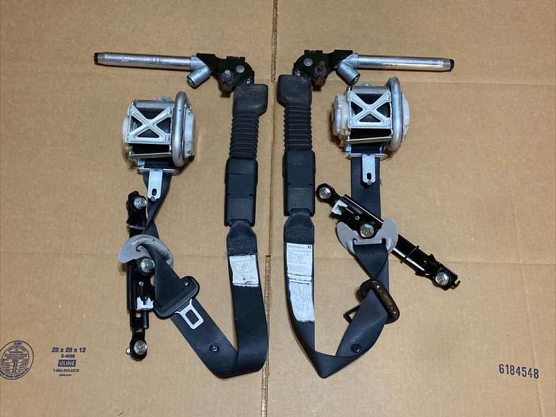11-16 Hyundai Elantra Front Seat Belt Seatbelts Retractor Driver Passenger Black