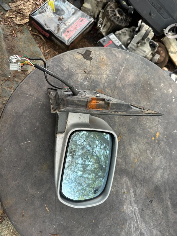 01-06 ACURA MDX OEM RH PASSENGER SIDE DOOR MIRROR ASSEMBLY - SILVER