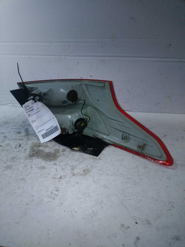 2012 Ford Focus Right Silver Tail Light Assembly, Used, 361438, 125K Miles