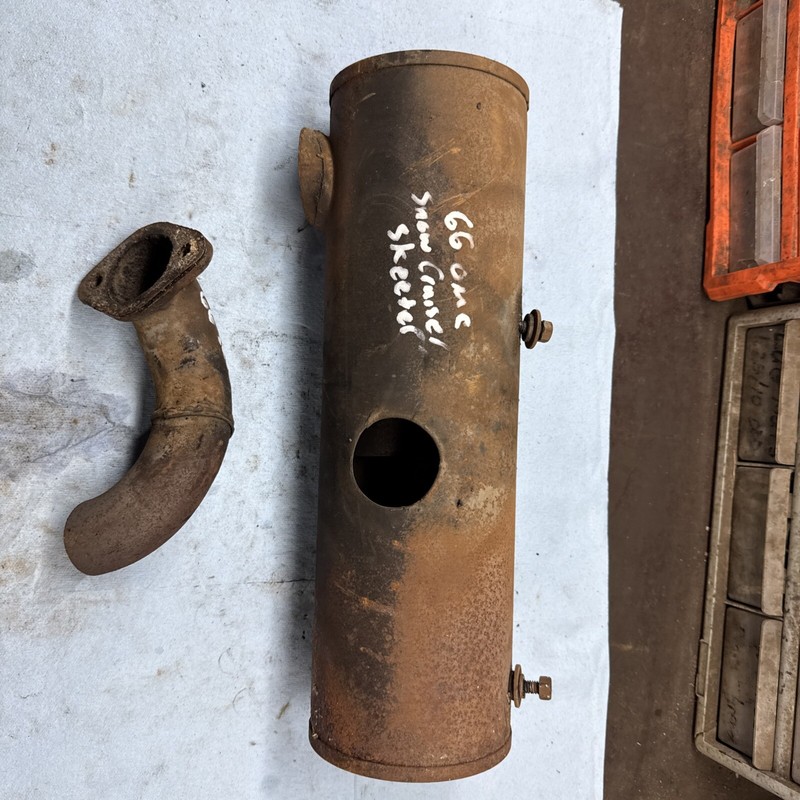 1967 JOHNSON EVINRUDE SNOW CRUISER SKEETER 215 Motor Exhaut Pipe Muffler