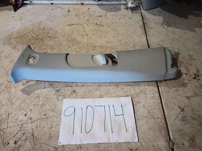 02-05 Mercedes W163 ML500 ML320 ML350 Left Upper B-Pillar Cover Trim OEM