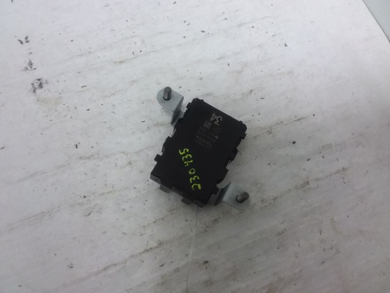 Network Gateway Module Without Blind Spot Alert Fits 18-19 TUNDRA 89100-0C030