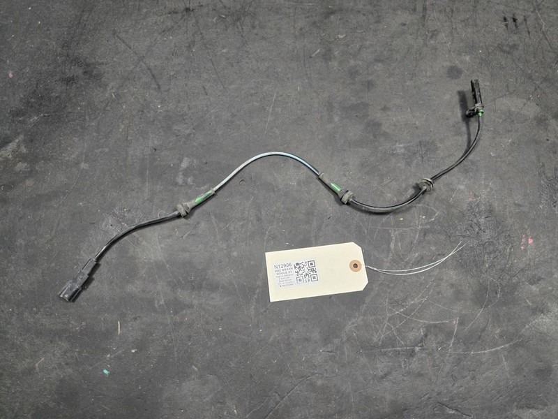 Front Right ABS Wheel Speed Sensor 2022 Nissan Rogue 47910-6RR0A 2021 - 2025