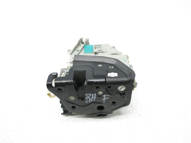 10-22 AUDI 8R Q5 A4 S4 A8 Q3 Q7 DOOR LATCH LOCK ACTUATOR OEM FRONT RIGHT 082223