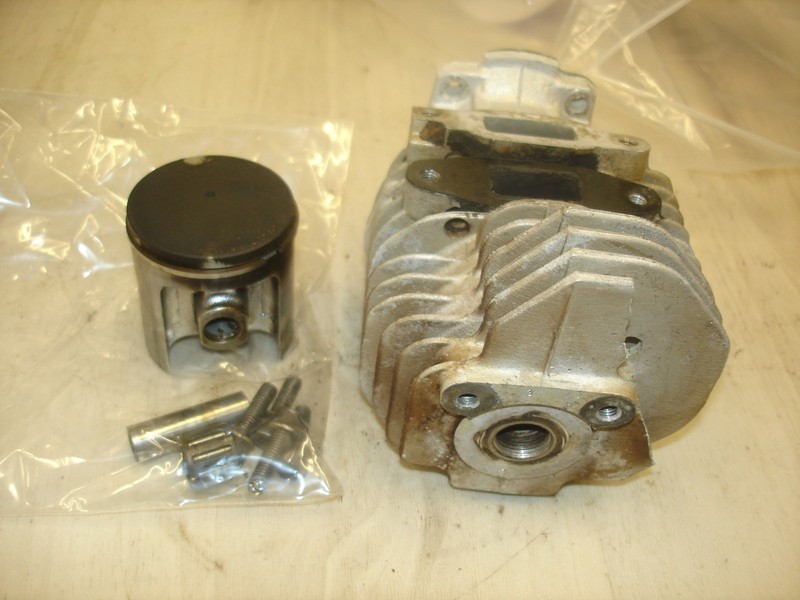 Stihl 041 farm boss piston and cylinder READ AD chainsaw part bin752