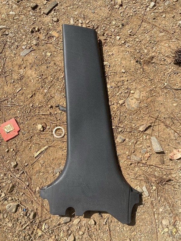 Driver Left B Pillar Molding Trim 08-12 Ford Escape 125047