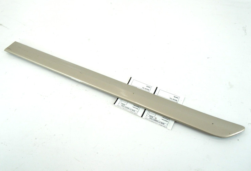 2006 06 Lexus RX330 Rear Lower Door Moulding Cladding Driver Left OEM