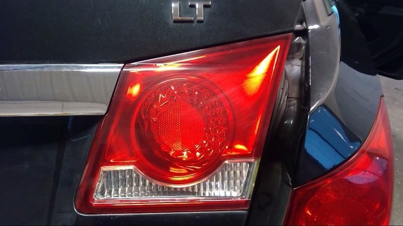 Passenger Tail Light VIN P 4th Digit Limited Fits 11-16 CRUZE 3366880