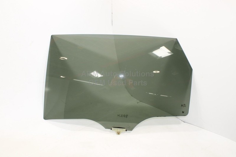 2016-2020 Kia Sorento Driver Left REAR Side Window Glass Door 83410-C5010 OEM