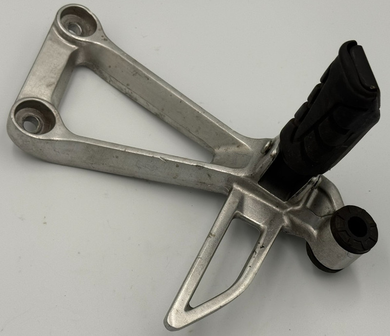 2014 Honda CBR500R Rear Foot Peg Passenger Back Mount 2013 CBR500 R CBR 500 500R
