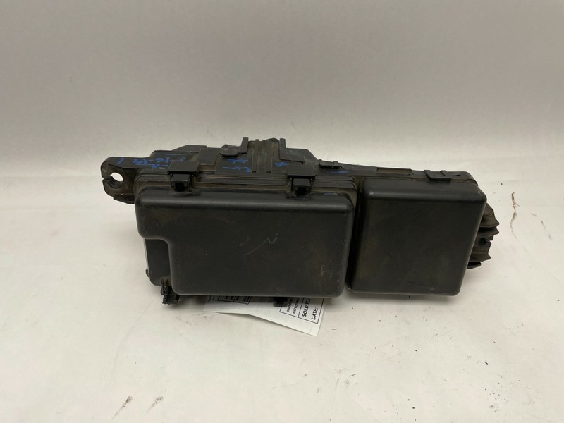 2005-2012 ACURA RL UNDER HOOD FUSE RELAY BOX FUSEBOX RELAYBOX OEM