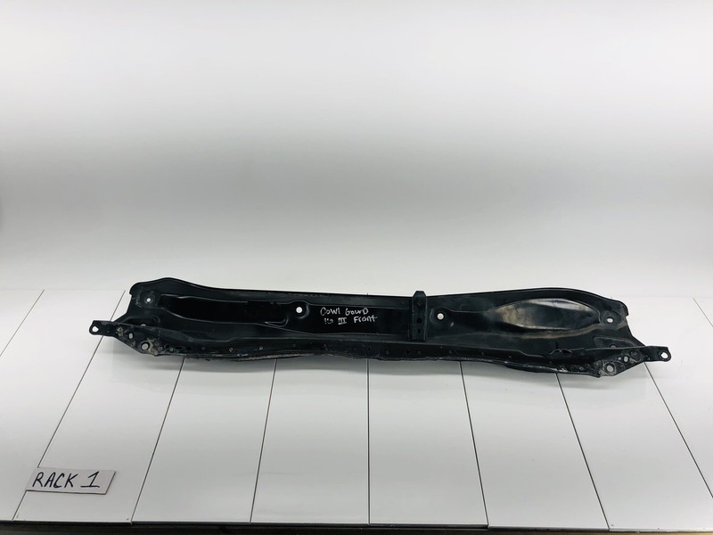 14-16 MAZDA 3 HATCHBACK FRONT UNDER WINDSHIELD COWL GRILLE COVER PANEL OEM