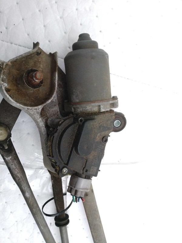 2011 Subaru Impreza Wiper Motor OEM 86510FG010 137K Mileage White
