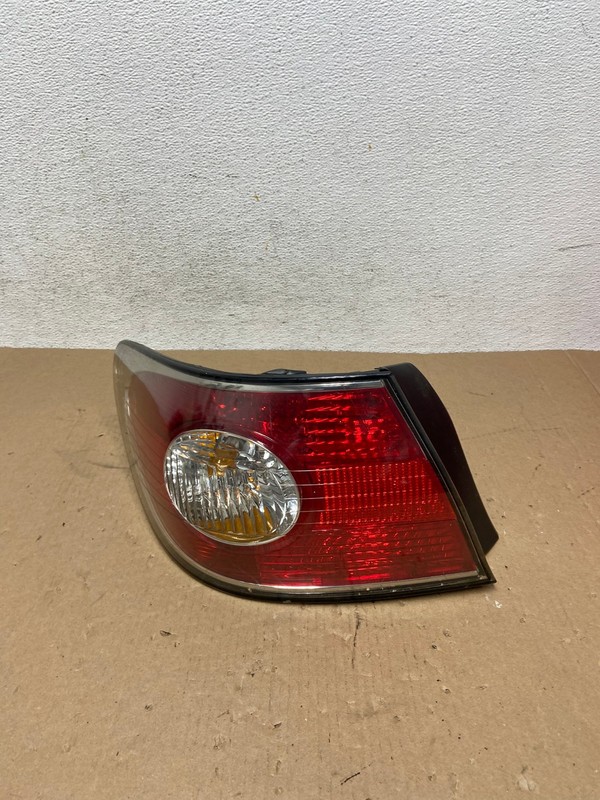 2002 to 2004 Lexus ES300 ES330 Left Driver Side Tail Light AD6553 LK