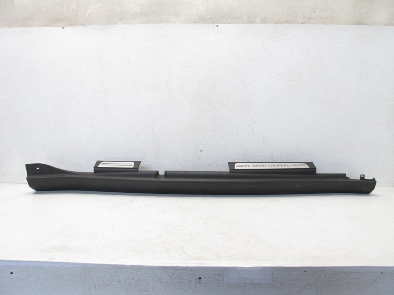 11-16 MINI COOPER S COUNTRYMAN R60 ROCKER PANEL MOLDING TRIM RIGHT OEM 011724B