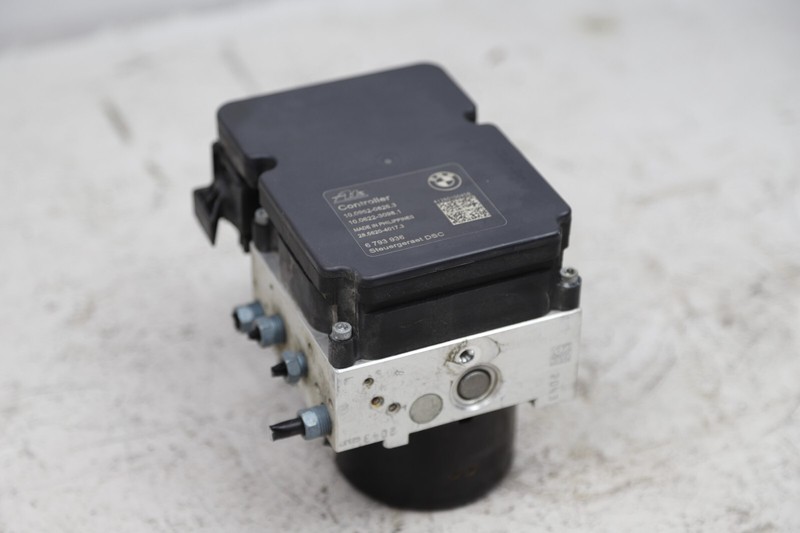 BMW ABS Pump with Module N20 Front for 2/3/4 Series 34516793931 Bosch OEM