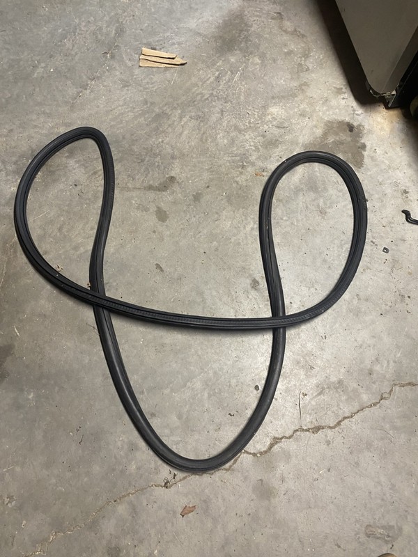 2000 Volkswagen Golf 2 Door VR6 Right Door Seal OEM