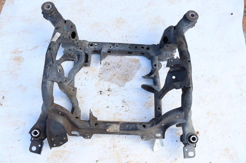 2016-2022 JEEP GRAND CHEROKEE 3.6L 4X4 FRONT CROSSMEMBER SUBFRAME CRADLE OEM