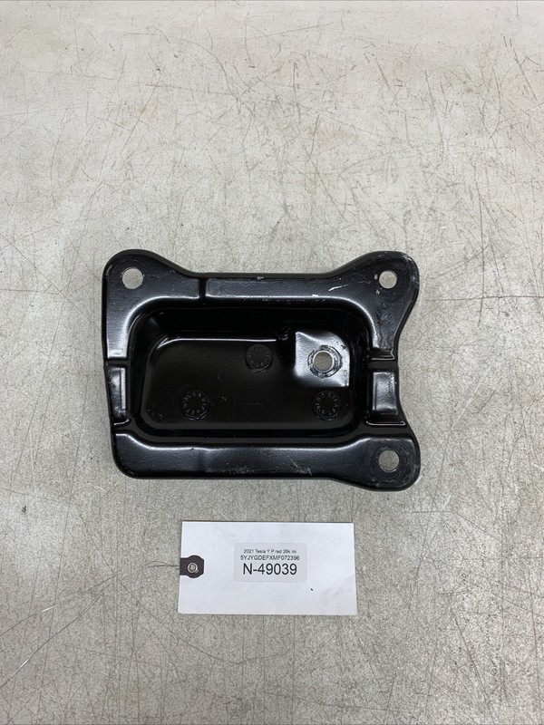 20-24 TESLA MODEL Y REAR BUMPER RH SIDE REINFORCEMENT SUPPORT BRACKET 49039 B75
