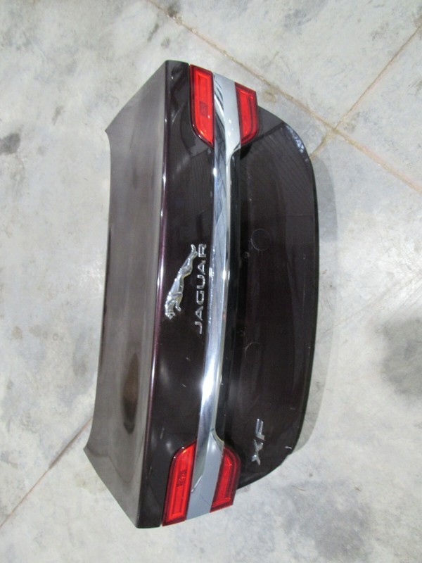 12-15 JAGUAR XF TRUNK LID HATCH TAILGATE W/O SPOILER COLOR CAVIAR PEARL/ CHP