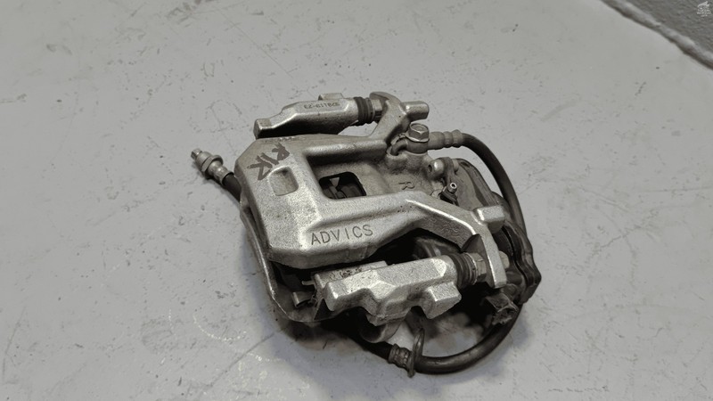 2018-2024 TOYOTA CAMRY REAR RIGHT PASSENGER SIDE DISC BRAKE CALIPER ASSEMBLY OEM