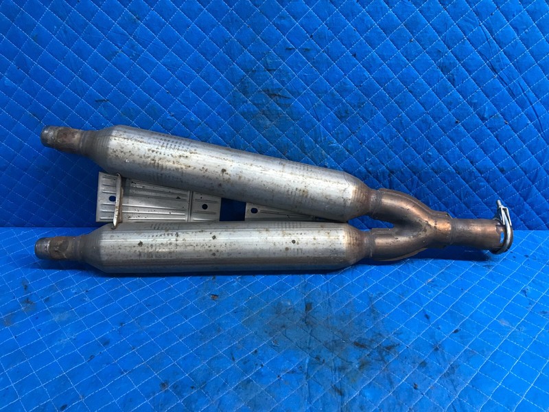 01-06 Lexus LS430 Center Exhaust Pipe OEM 130k Miles