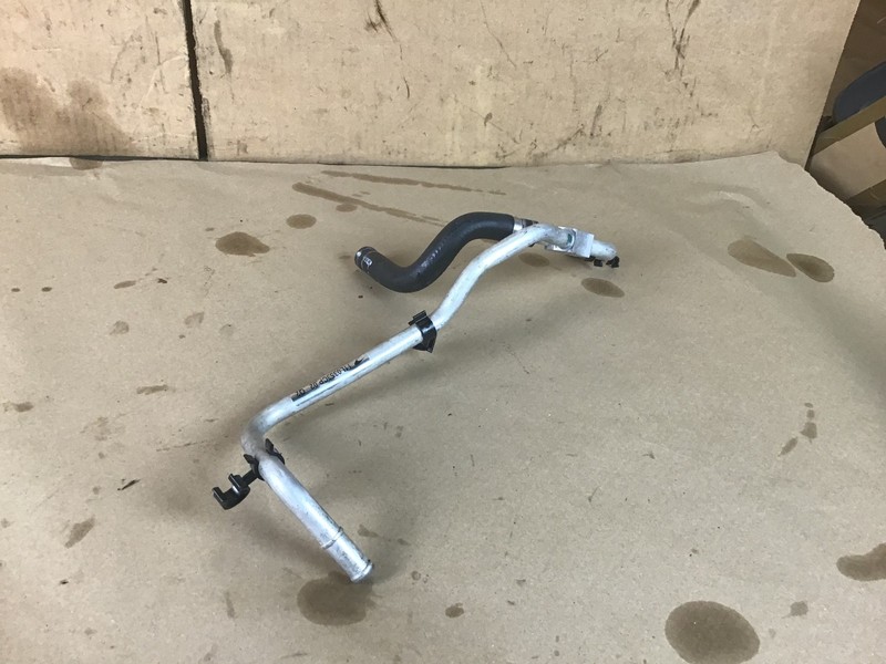 McLaren 650S 2015 Engine Motor Radiator Coolant Hose Pipe Line 15-17 ;:Y