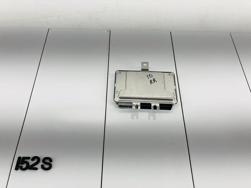 10-12 RANGE ROVER HSE AIR SUSPENSION COMPRESSOR CONTROL MODULE OEM