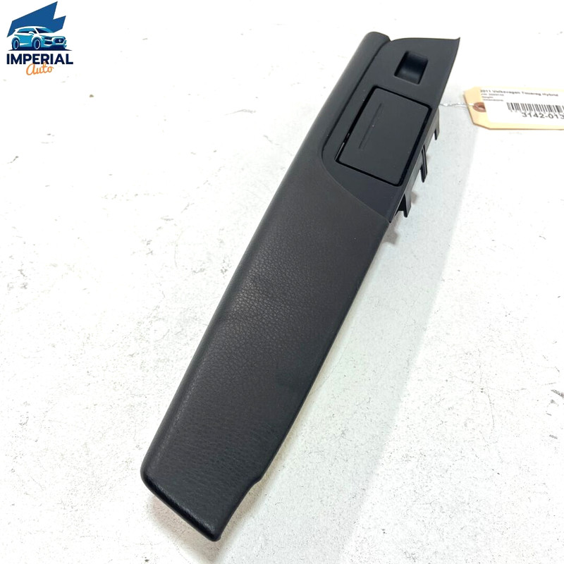 2011-17 Volkswagen Touareg Rear Right Passenger Side Door Armrest Panel Trim OEM