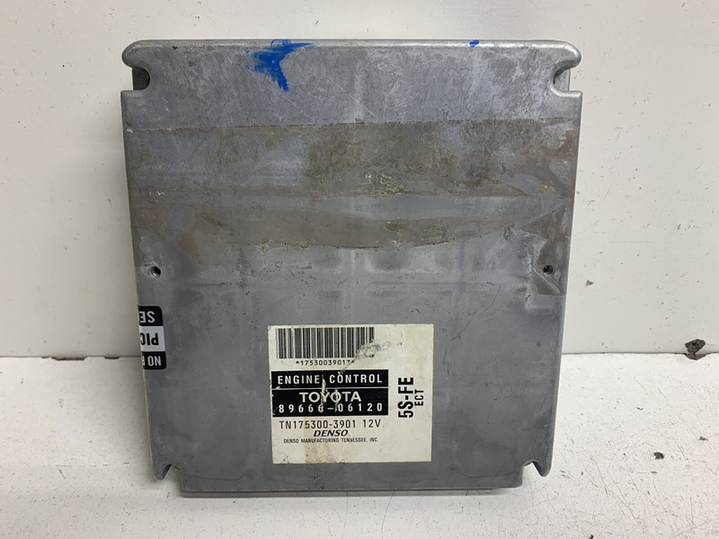 2000 Toyota Camry 4 cyl non-theft CAL A/T Engine Computer Control Module Oem