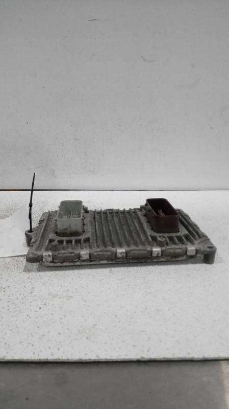 2011-2012 Dodge Journey Engine Control Module ECM 3.6L OEM 05150618AB Used